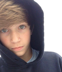 Cute boys 35  5e0fbb9b50c2d.png
