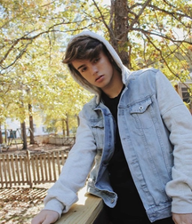 Cute boys 37  5e1129bcc5dde.png
