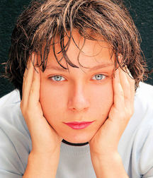 cute boys 40  5e114f510a960.jpg