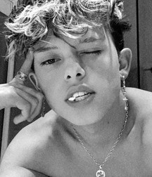 cute boys 40  5e114f77a32e4.jpg