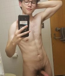 Selfieblast 1  5dffd38de7e59.jpg