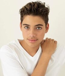 Skyler teens 98 degrees  608e027ee8560.jpg