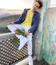 Skyler teens 98 degrees  608e035a98183.jpg