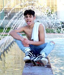 Skyler teens 98 degrees  608e0396114ed.jpg