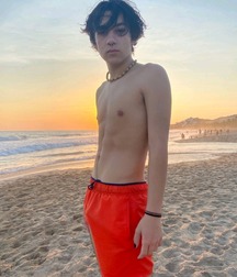 Skyler teens 98 degrees  608e03b602f8f.jpg