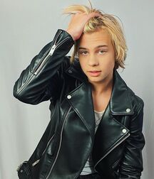 Skyler teens 98 degrees  608e03df14957.jpg