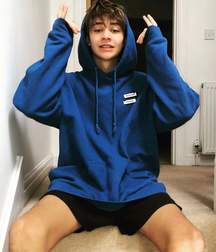 Skyler teens 98.1 degrees gay tube 6095e5a59c271.png