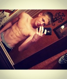 Jordan Simcox 5df8f5b18018d.jpg