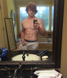 Justin Bates Hot Boy 5dfcd3459280b.jpg