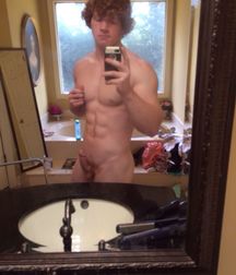 Justin Bates Hot Boy 5dfcd3584f364.jpg