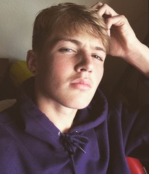 Jordan Simcox Hot Boy 5e35a0ac121a1.jpg