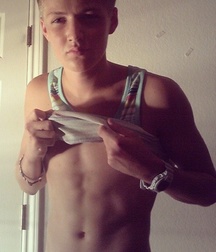Jordan Simcox Hot Boy 5e35a0cf50294.jpg