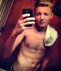 Jordan Simcox Hot Boy 5e35a0d98dd12.jpg