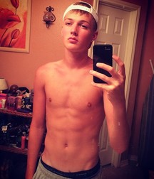 Jordan Simcox Hot Boy 5e35a0f63f019.jpg