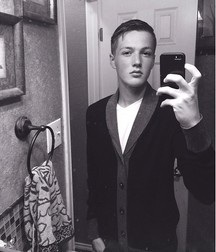 Jordan Simcox Hot Boy 5e35a11a6d760.jpg