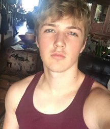 Jordan Simcox Hot Boy 5e35a132912fd.jpg