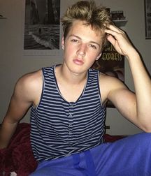 Jordan Simcox Hot Boy 5e35a1748b8b5.jpg