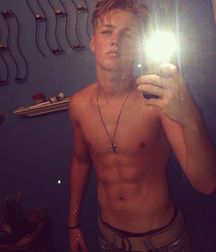 Jordan Simcox Hot Boy 5e35a17bbdc21.jpg