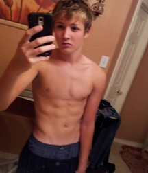 Jordan Simcox Hot Boy 5e35a1c71d575.jpg