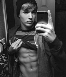 Jordan Simcox Hot Boy 5e35a205088a0.jpg