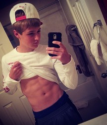 Jordan Simcox Hot Boy 5e35a20a3c12e.jpg