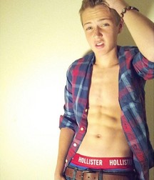 Jordan Simcox Hot Boy 5e35a2943df54.jpg