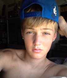 Jordan Simcox Hot Boy 5e35a29f0116d.jpg