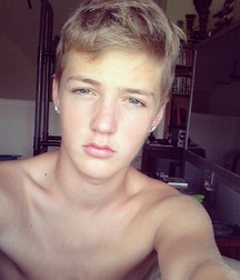 Jordan Simcox Hot Boy 5e35a2a16afbf.jpg