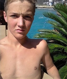 Jordan Simcox Hot Boy 5e35a2a9e208a.jpg