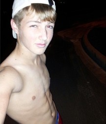 Jordan Simcox Hot Boy 5e35a2abbc5b6.jpg