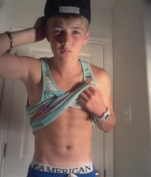 Jordan Simcox Hot Boy 5e35a2cb8f05a.jpg