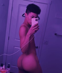 Twinks Porn Pretty boys 5f82a463b4b1b.jpg
