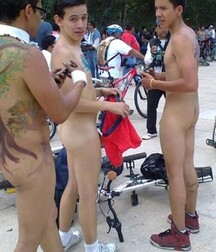 Naked Bike Rides 62b91e722a34c.jpg