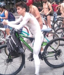 Naked Bike Rides 62b91ef254dc6.jpg