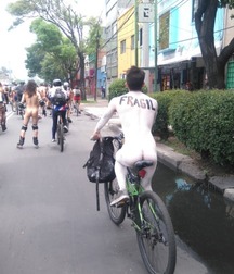 Naked Bike Rides 62b91efe0f71d.jpg