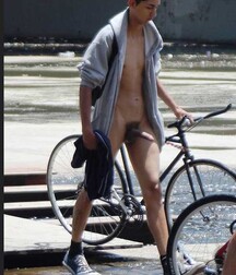 Naked Bike Rides 62b9208e8ba89.jpg