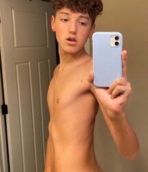 In the Mirror Selfies VI Flash Shot Boys Porn 62d38a489d92f.jpg