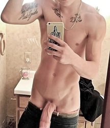 In the Mirror Selfies VI Flash Shot Boys Porn 62d38b21028ac.jpg