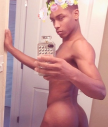 Mirror Selfies of Nude Black Lads Porn Gay Guys 62df69cebdad0.png