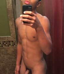 Mirror Selfies of Nude Black Lads Porn Gay Guys 62df6c62630b4.jpg