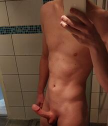 Mirror Selfies Chapter Homemade Gay Boys Porn Guys 62ff2ce3066bb.jpg