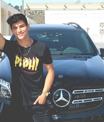 Carlos L0aiza 5eb80ab7b6bee.jpeg