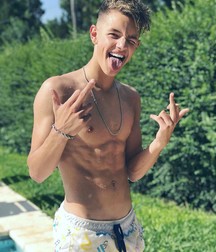 art off models twinks 5e035b7a0cb64.jpg