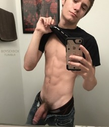 Sexy Boys - 23  5e2631692d36f.jpg