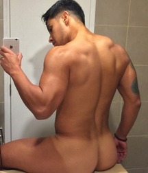 Sexy Boys - 80 5e6fb1dfdaa40.jpg
