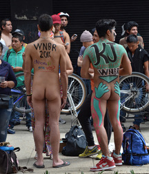 Sexy Boys - 86 5e7777c5ee13f.jpg
