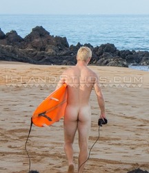 Sexy Boys - 111 5e94f1e45913b.jpg
