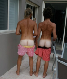 Sexy Boys - 342 5fe08e35d71b7.png