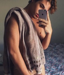 Sexy Boys - 484 60d9de3ca6a7d.jpg
