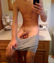 Sexy Boys - 491 60e732f2b4ee5.jpg